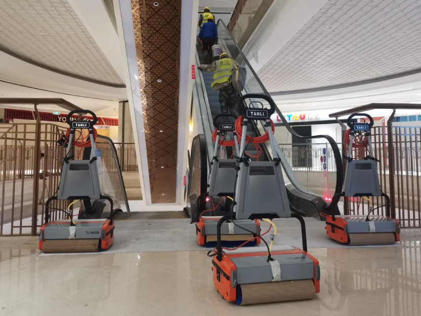 扶梯清洗機操作時要注意哪些方面？