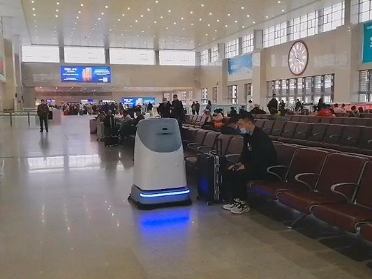 坦力工業(yè)智能洗地機器人：拯救甲方臟亂危機