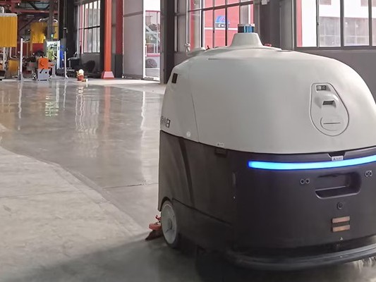 別讓 “小馬拉大車”，坦力室內清潔機器人讓工業(yè)清潔一路開掛