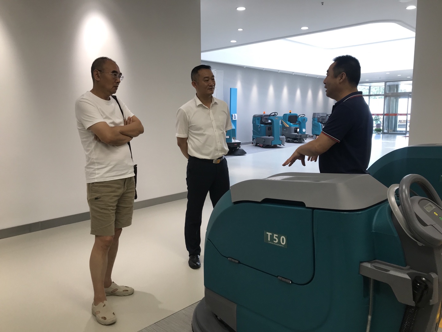 一款好的工廠洗地機，讓您的勞動力更高效