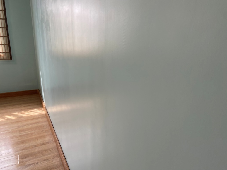 家里墻皮鼓包掉皮怎么辦？這個(gè)方法助你一勞永逸