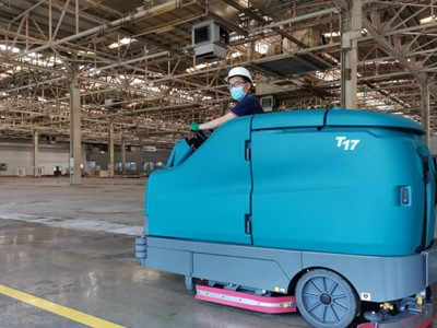 地下停車(chē)場(chǎng)應(yīng)該怎樣選擇洗地機(jī)？