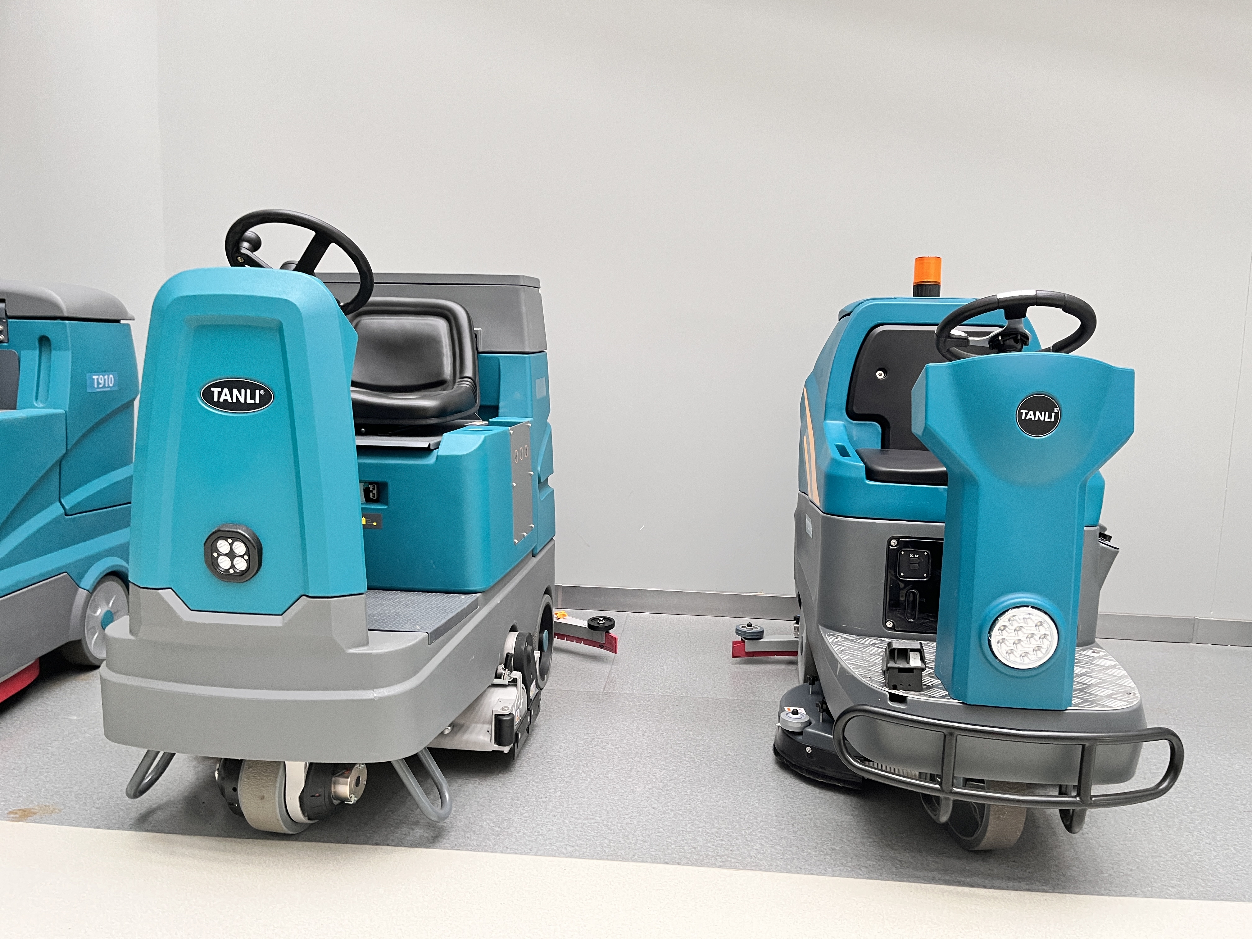 提高清潔效率，輕松應(yīng)對(duì)大面積清潔任務(wù)！