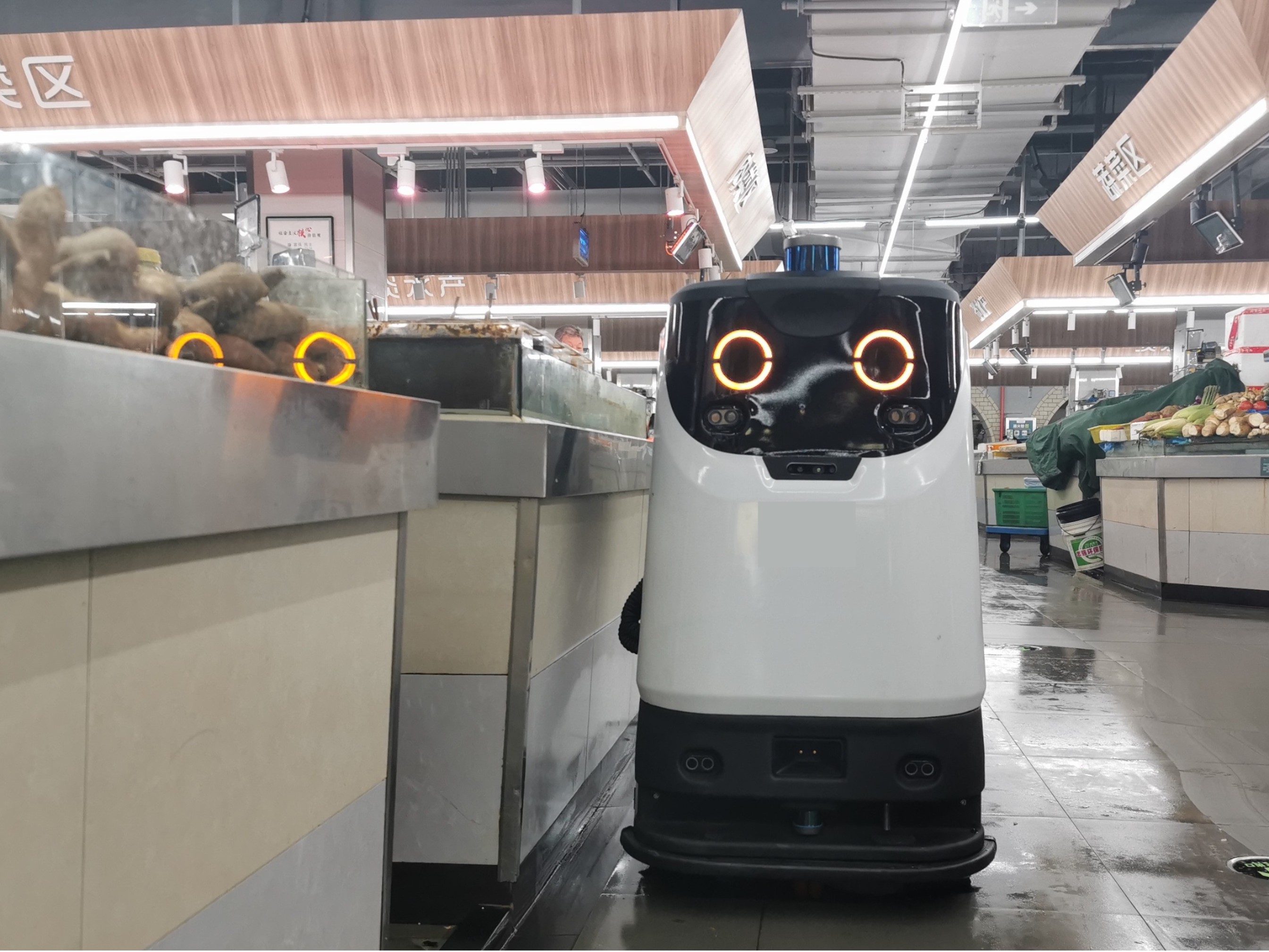 科技賦能潔凈盛會！坦力無人洗地機為全運會筑牢智慧清潔防線