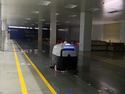 哪吒揮手告別銀幕，坦力工業(yè)智能清潔機(jī)器人續(xù)寫車間「清潔傳奇」